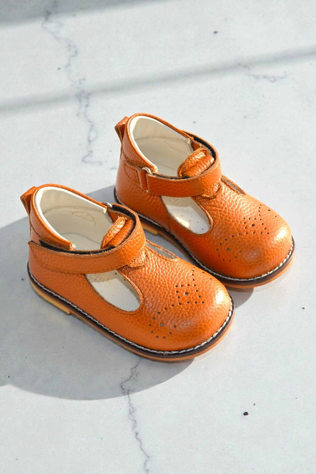 Hakiki Deri Cırtlı Ortopedik İlkadım Ayakkabı Taba CV-481