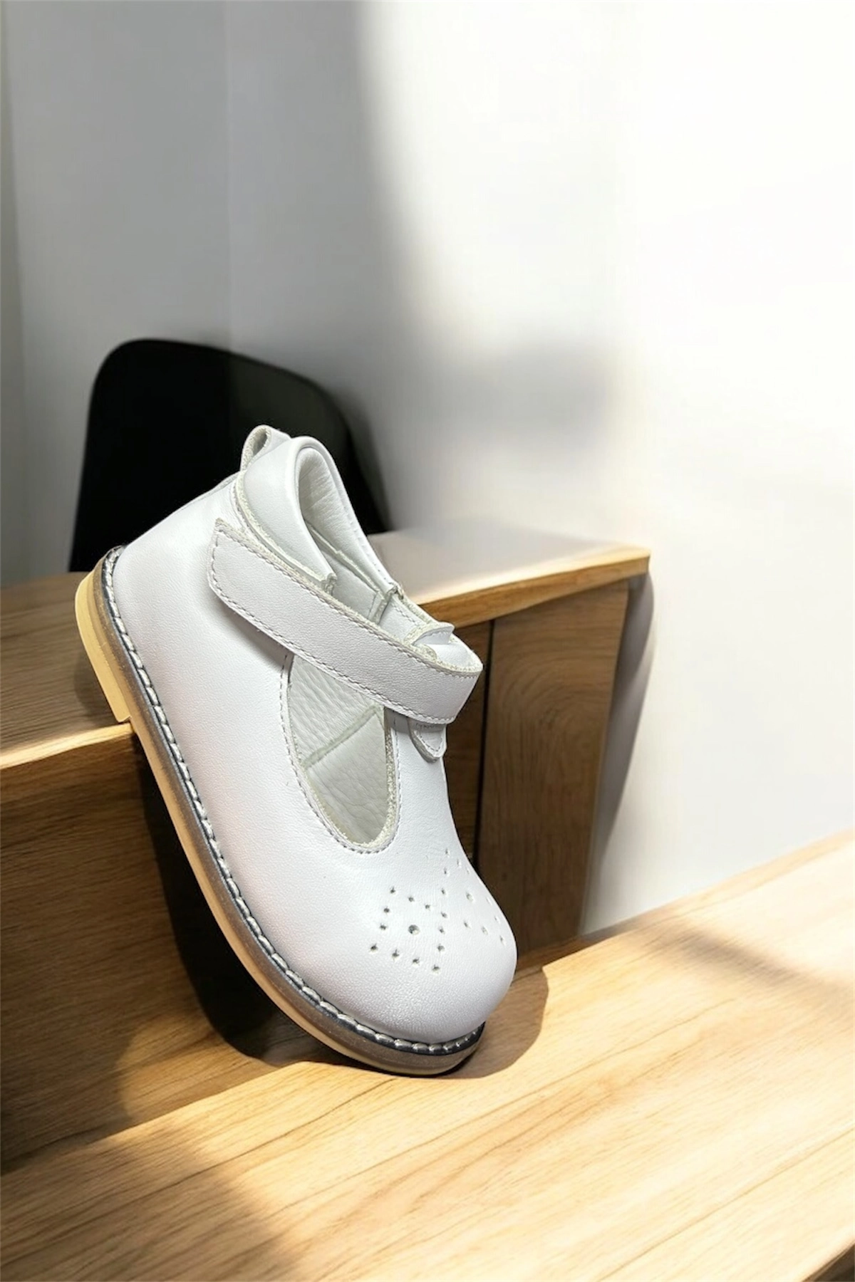 Hakiki Deri Cırtlı Ortopedik İlkadım Ayakkabı Beyaz CV-474