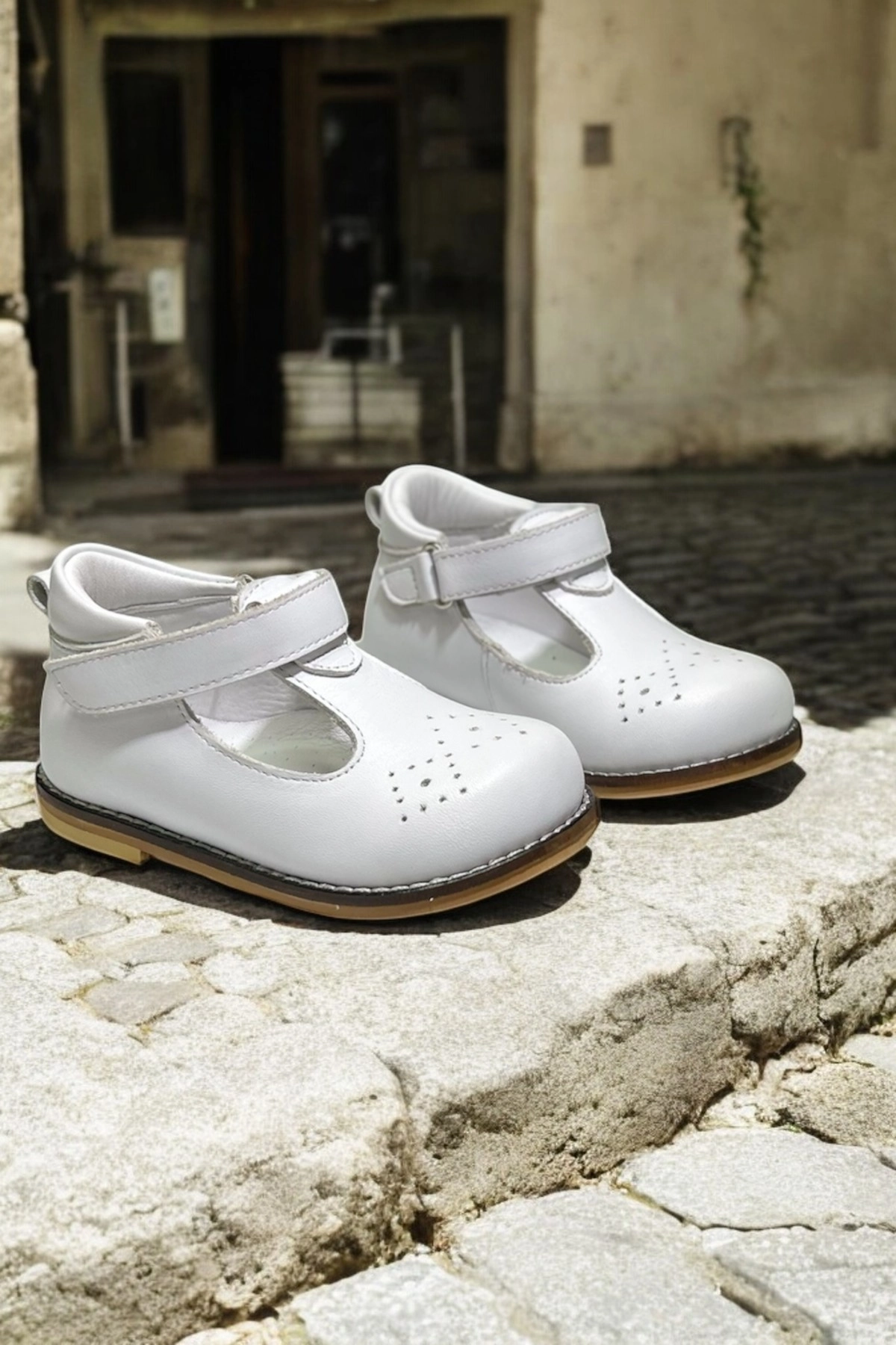 Hakiki Deri Cırtlı Ortopedik İlkadım Ayakkabı Beyaz CV-474