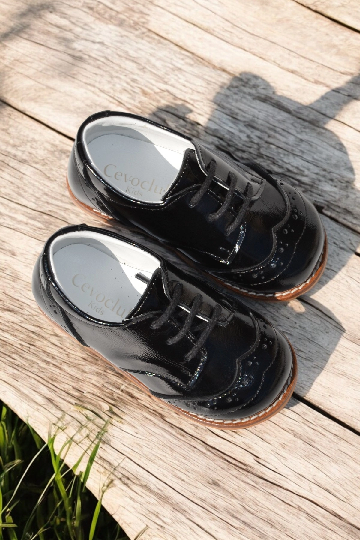 Hakiki Deri Ortopedik İlkadım Ayakkabı Siyah Rugan CV-434