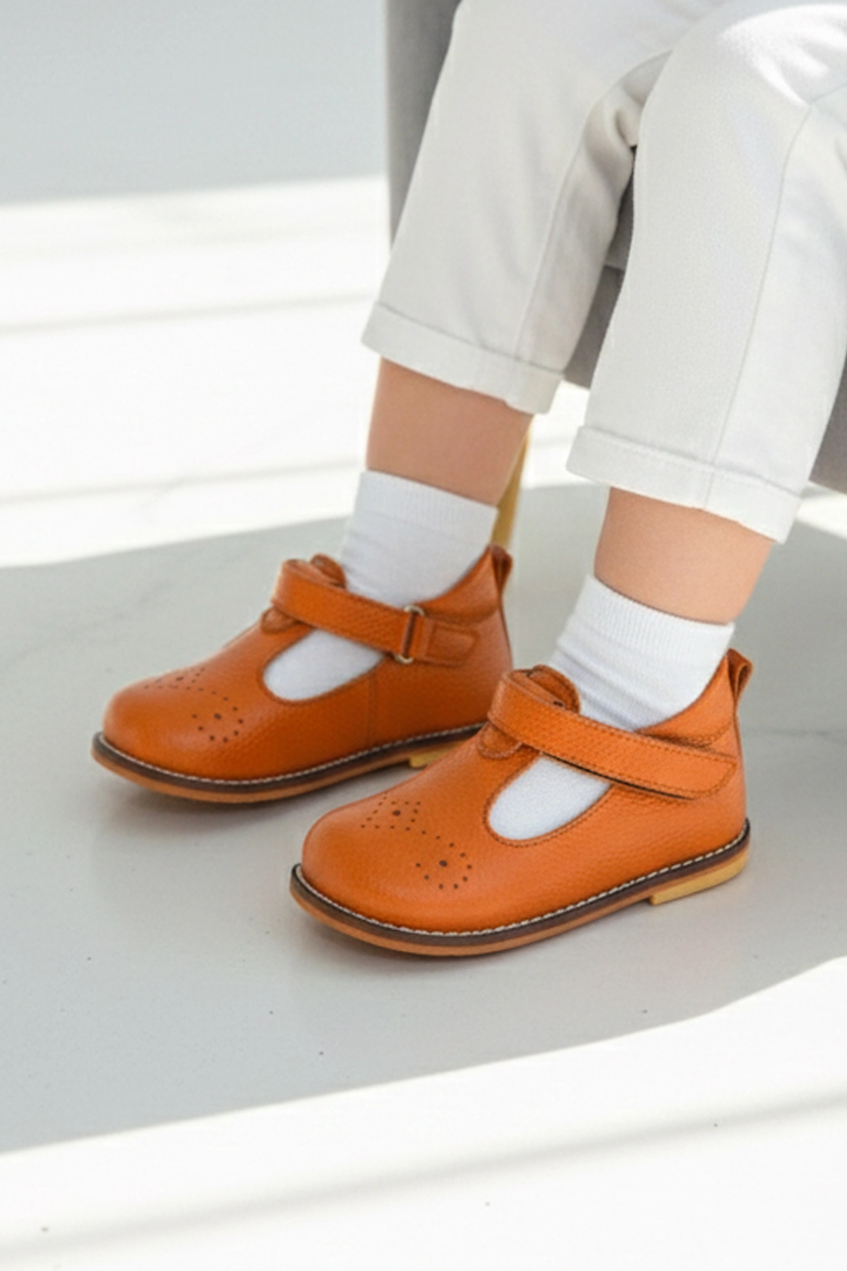 Hakiki Deri Cırtlı Ortopedik İlkadım Ayakkabı Taba CV-481